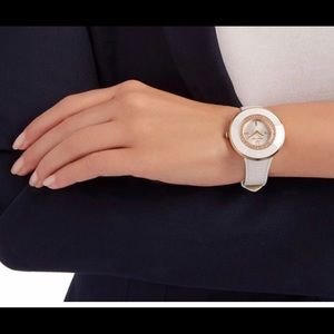 NWT Woman’s Swarovski Octea dressy watch